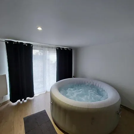 Z Ferme L09 Jacuzzi 5 Etoile Par Dengous Appartement